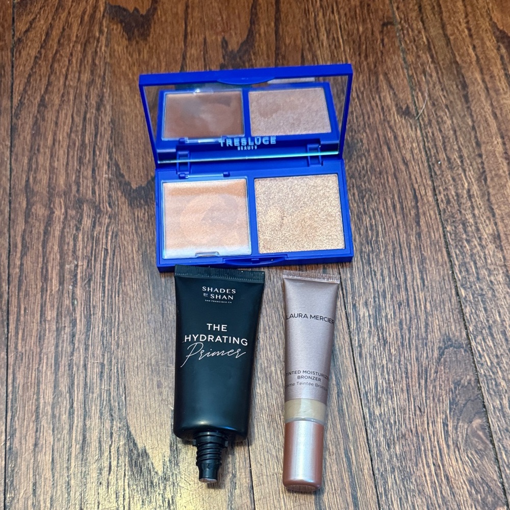 Laura Mercier Tinted Moisturizer with Cream and Gold Palette